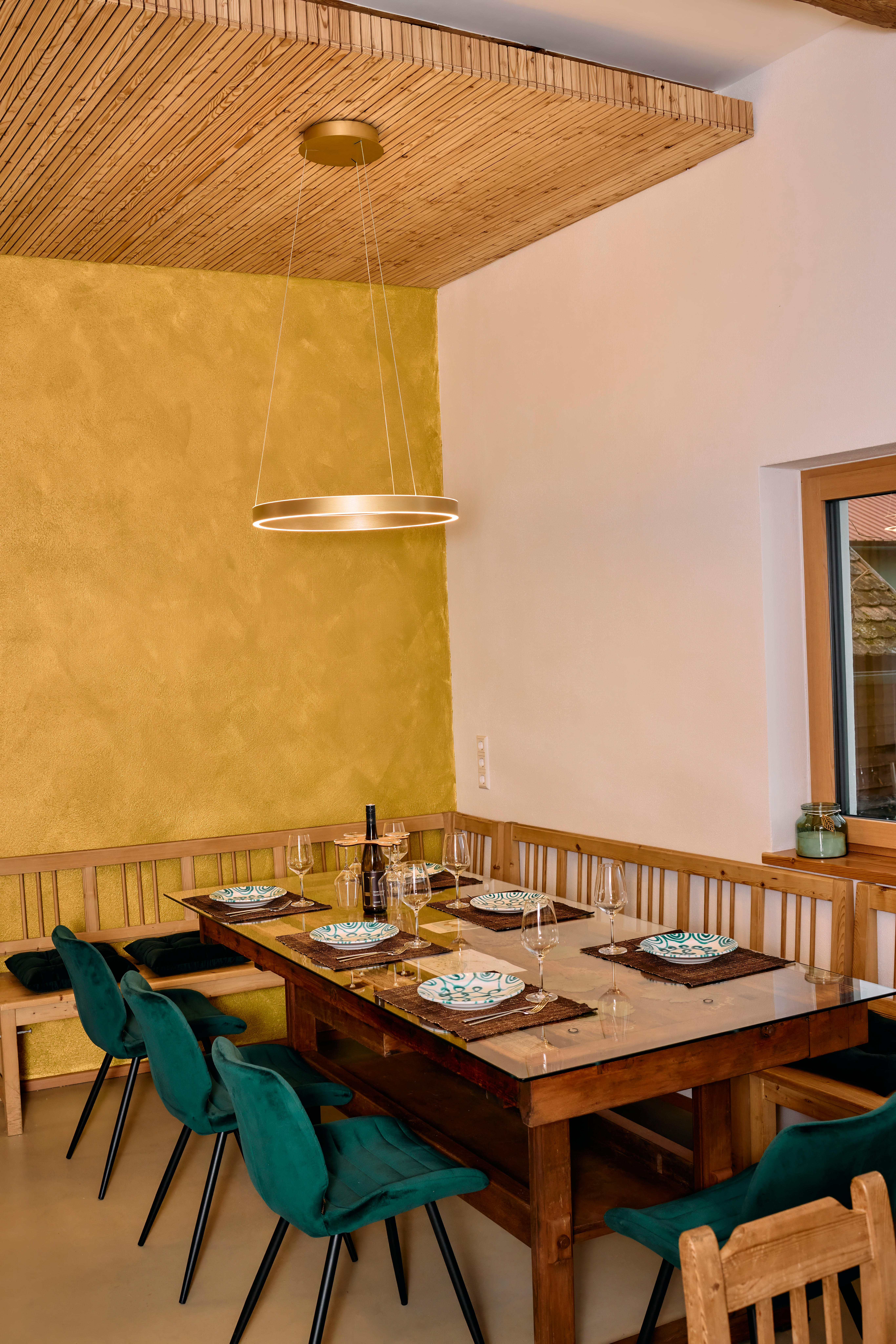 HOCHaktuell - neu adaptierter Degustationsraum!